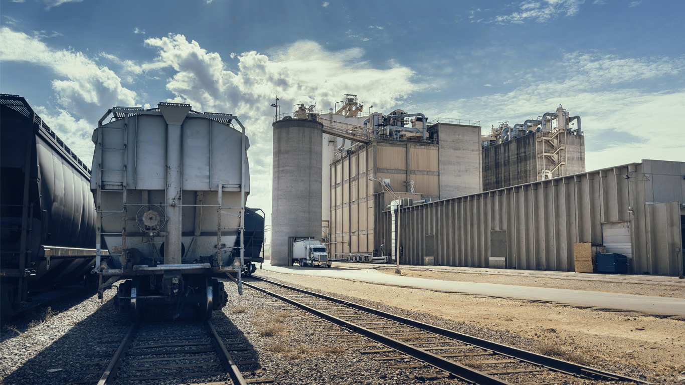 How to Ship by Rail for Beginners